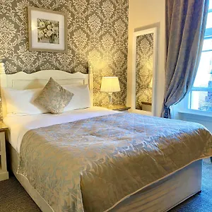 3* Отель Baggot Court Townhouse